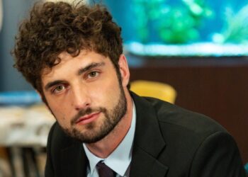 Un posto al sole, anticipazioni 24 febbraio: Niko e Viola in ansia