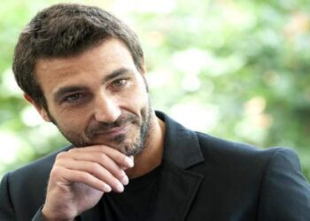 Un figlio di nome Erasmus, a cosa è dovuto il titolo della commedia?