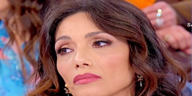 Uomini e Donne, anticipazioni 15 marzo: Gemma dubita di Silvio. Desdemona va via