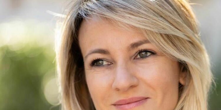 Un posto al sole, anticipazioni 4 aprile: Silvia prenderà una decisione riguardo alla proposta di Alberto