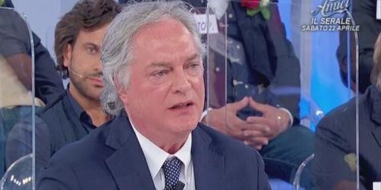Uomini e Donne, anticipazioni 26 aprile: Gemma esce con un altro. Elio attaccato