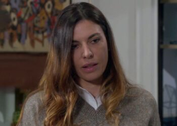 Un posto al sole, anticipazioni 26 aprile: Angela prova un sentimento forte nei confronti di Franco