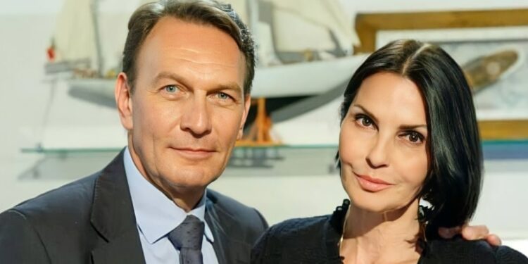 Un posto al sole, anticipazioni 21 aprile: Roberto conteso tra Marina e Lara
