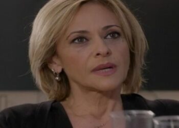 In foto Silvia di Un posto al sole (screenshot © Rai 3).