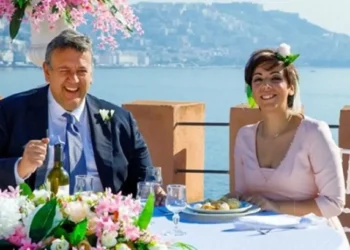 Un posto al sole, anticipazioni 25 maggio: Guido e Mariella pronti a partire per la crociera