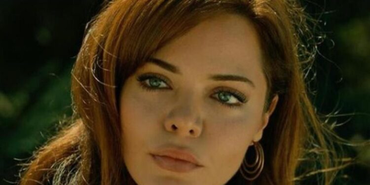 Hilal Altinbilek: età, fidanzato, biografia e vita privata dell’attrice di Terra Amara