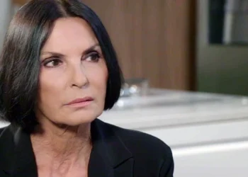 Un posto al sole, anticipazioni 27 giugno: Marina proverà a fare un gesto distensivo nei riguardi del marito