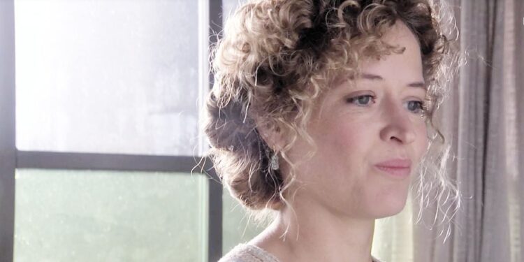 Sei Sorelle, anticipazioni puntata del 19 luglio: Diana rivede una persona del passato
