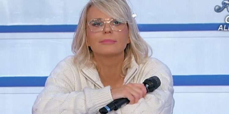 Uomini e Donne, prime anticipazioni: nuovi tronisti e grandi ritorni. Gemma e Tina scatenate!