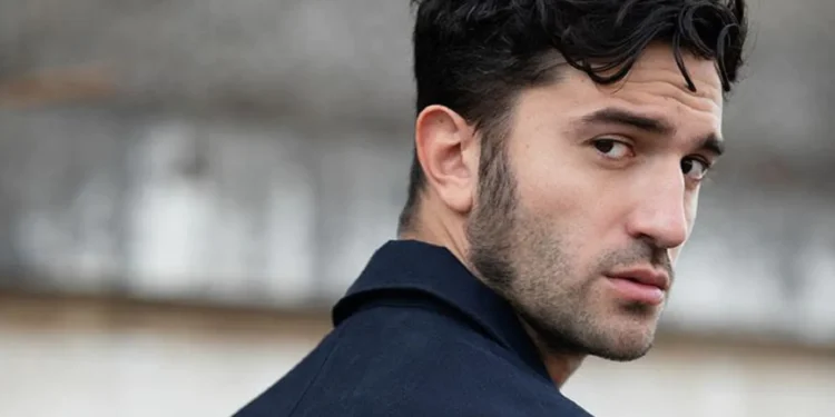 Un posto al sole, anticipazioni 9 agosto: Damiano nei guai per colpa di Eduardo 