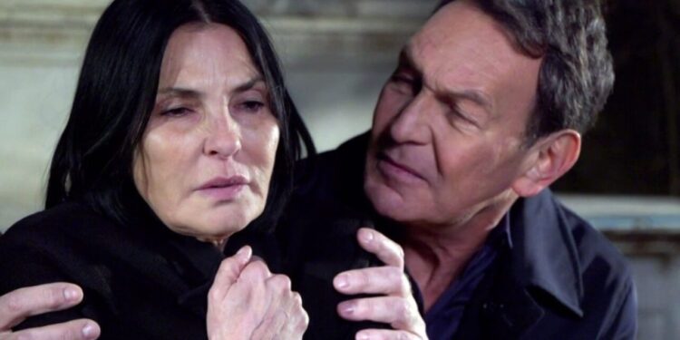 Un posto al sole, nuove trame: Marina mette alle strette Lara