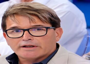 Uomini e Donne, anticipazioni 20 settembre: esterna con attacchi per Maurizio