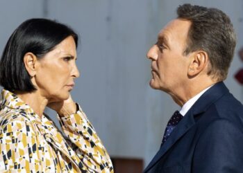 Un posto al sole, anticipazioni 18 settembre: Roberto e Marina fanno pace