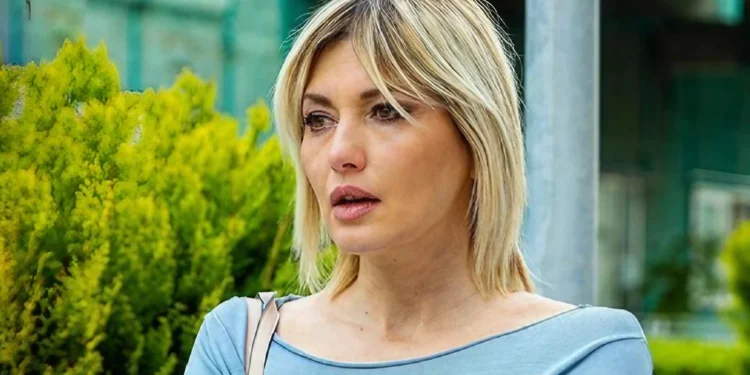 Un posto al sole, anticipazioni 9 ottobre: Lara pronta a vendicarsi di Marina
