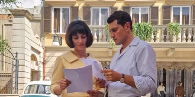 Il Paradiso delle Signore 8, spoiler 30 ottobre: Salvatore aiuta Elvira nella preparazione dei dolci