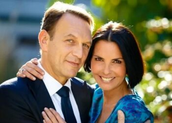 Un posto al sole, anticipazioni 22 novembre: Marina e Roberto alle prese con degli imprevisti