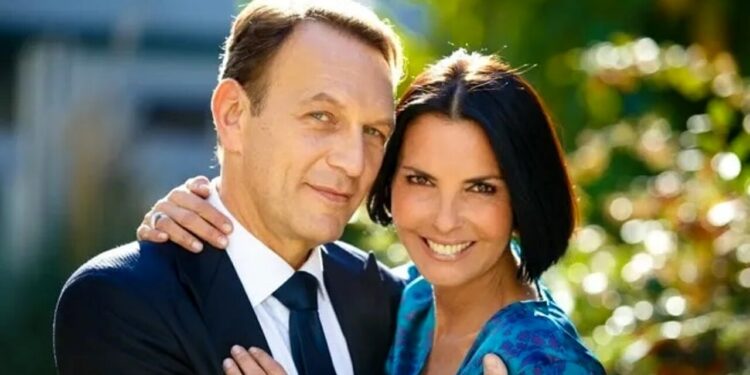 Un posto al sole, anticipazioni 22 novembre: Marina e Roberto alle prese con degli imprevisti