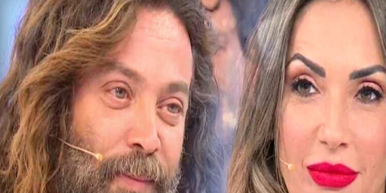 Uomini e Donne, anticipazioni 16 gennaio: Ernesto vuole andarsene. Ida lo insegue?
