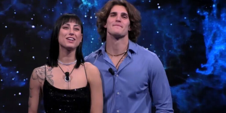 Grande Fratello, Paolo Masella a Letizia Petris: “Sei unica per me”