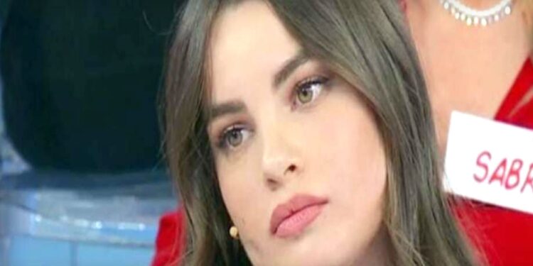 Uomini e Donne, anticipazioni 28 febbraio: il ‘gran rifiuto’ di Raffaella Scuotto