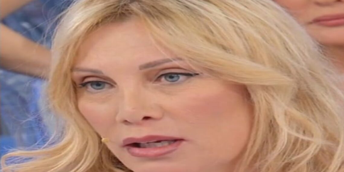 Uomini e Donne, anticipazioni 8 maggio: Sabrina dice addio a un cavaliere
