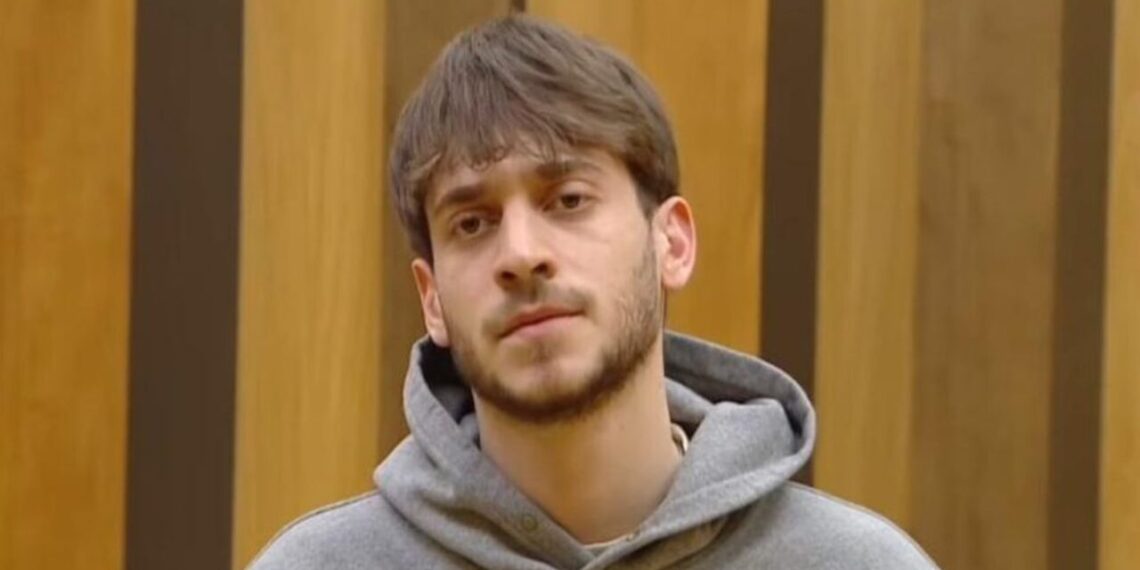 L'allievo Holden - screenshot Amici © Canale 5.