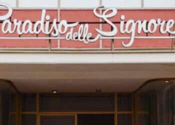 Il magazzino de Il Paradiso delle signore (screenshot © Rai 1