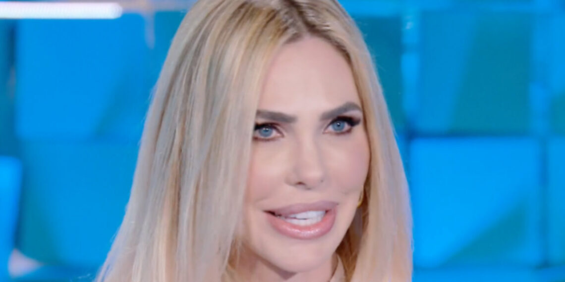 Ilary Blasi, conduttrice di Battiti Live © Mediaset
