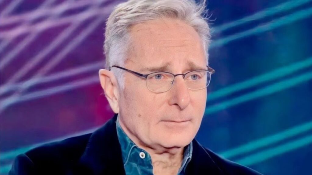 Paolo Bonolis durante un'intervista a Verissimo (© Mediaset).