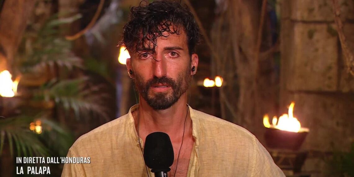 Samuel Peron (© L'Isola dei Famosi Mediaset).