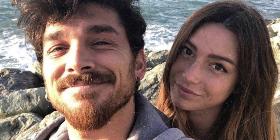 In foto Andrea Cerioli e Arianna Cirrincione in uno scatto postato sui social © Instagram